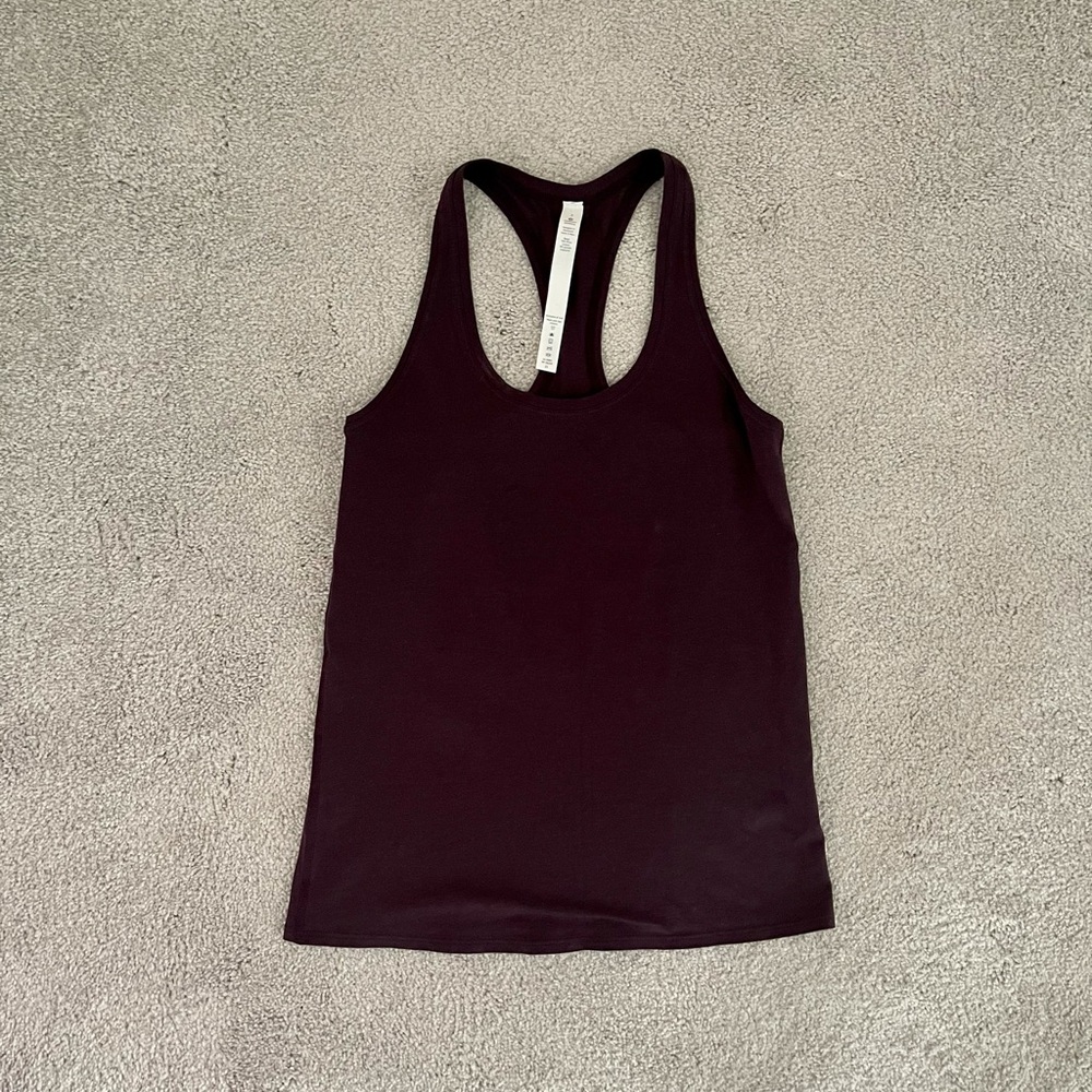Lululemon tank